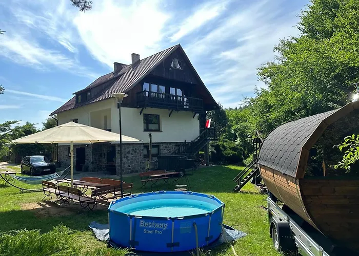 Leśniczówka WIEŻYCA i Domki